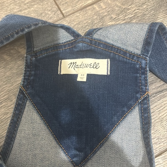 • Madewell • Women’s Roadtripper Overalls Jeans in Brodie Wash Blue Distressed - Picture 6 of 6
